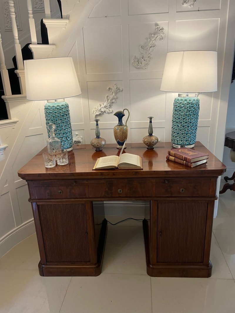 Unusual Antique Victorian Quality Figured Mahogany Kneehole Architects Desk - Image 3